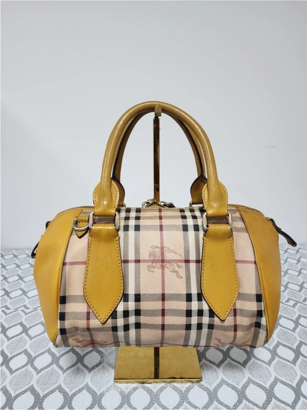 Burberry Haymarket Panel Blaze Bag Beige/Yellow